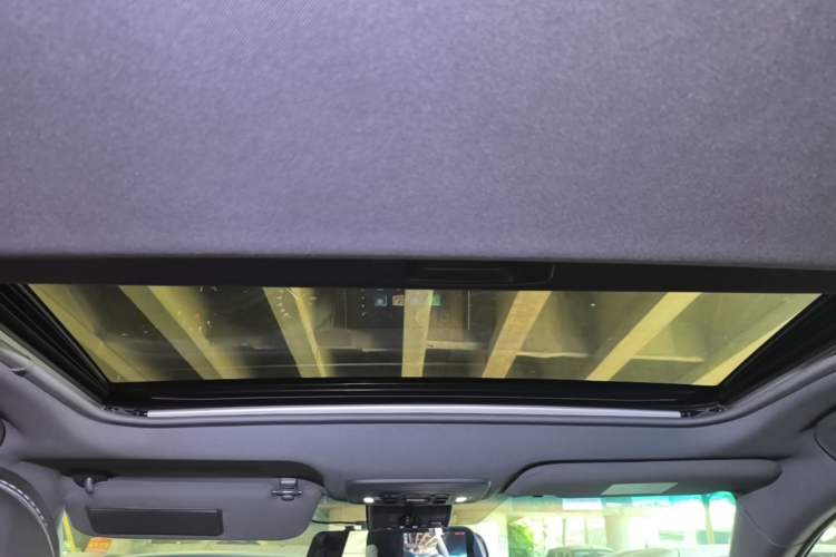Used Toyota Avalon 2023 2.0L Progressive Edition Headliner