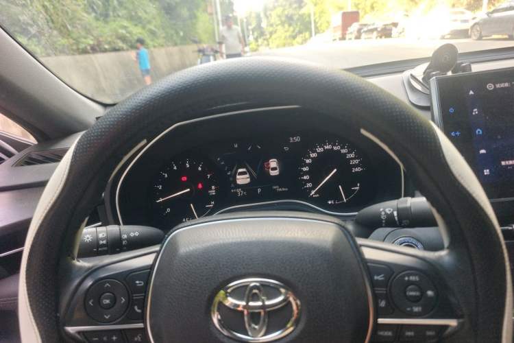 Used Toyota Avalon 2023 2.0L Luxury Edition Instrument Cluster