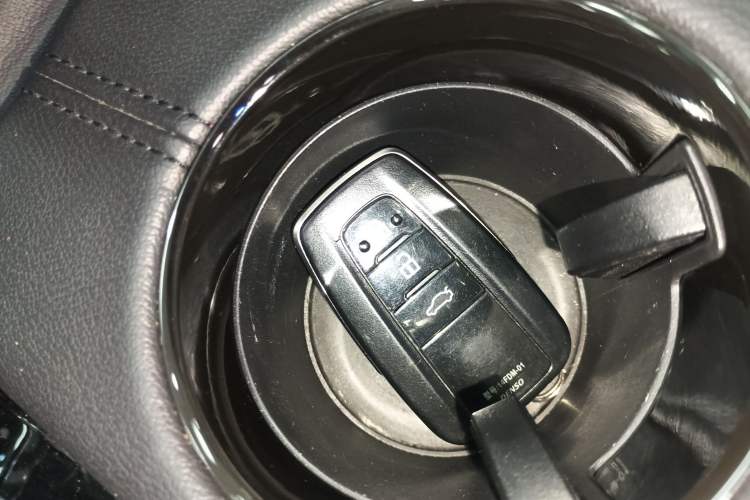 Used Toyota Avalon 2023 2.5L Luxury Edition Interior 1