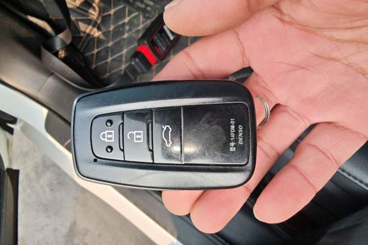 Used Toyota Avalon 2023 2.0L Premium Edition Interior 1