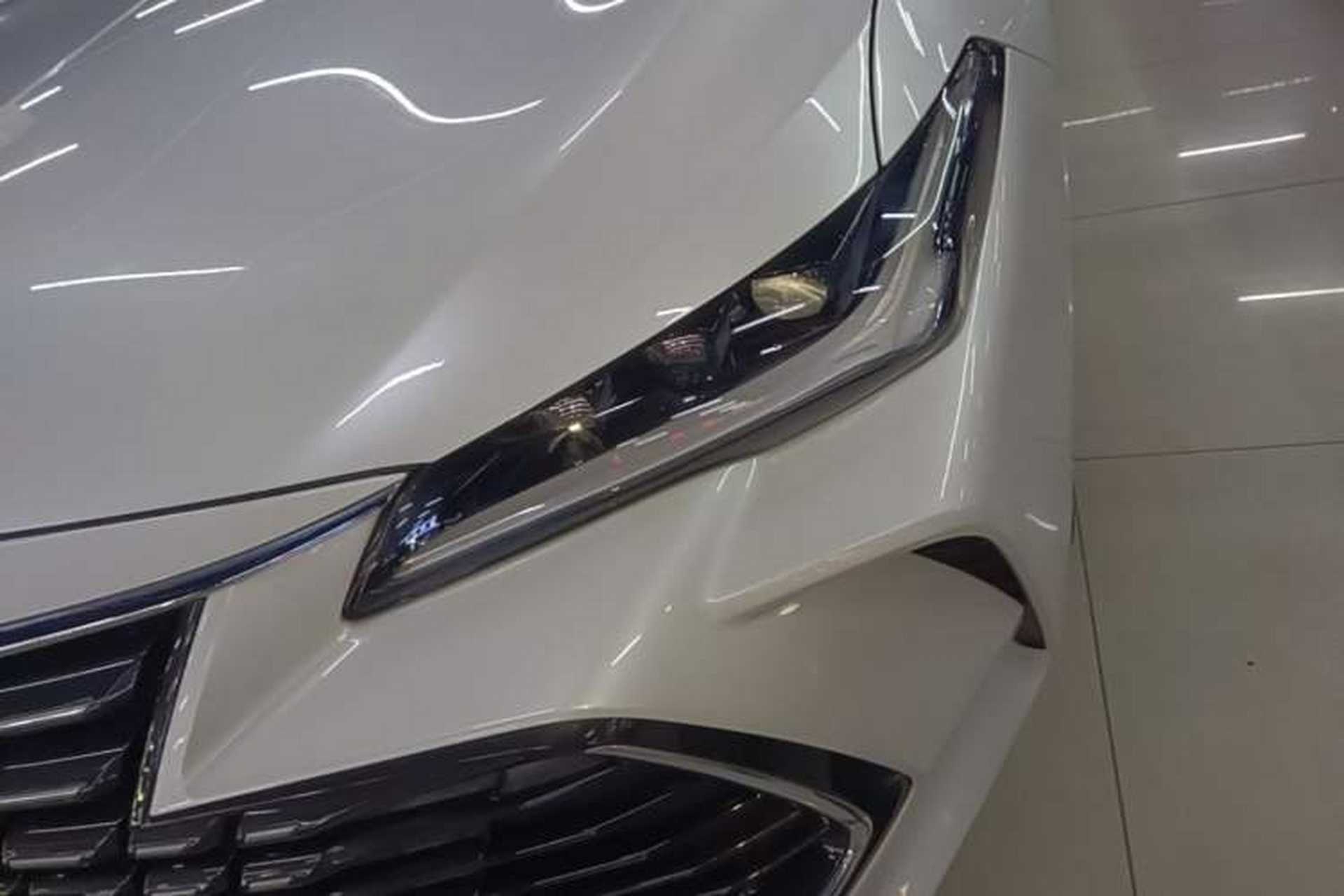 Used Toyota Avalon 2023 2.0L Luxury Edition Left Front Headlight