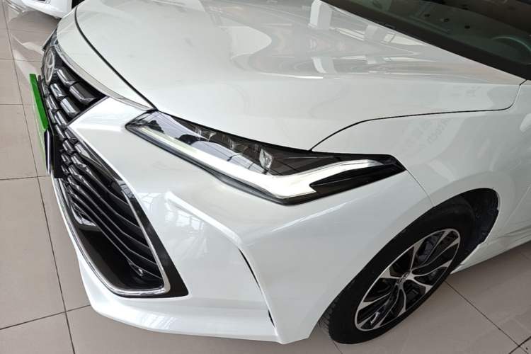 Used Toyota Avalon 2023 2.0L Premium Edition Left Front Headlight