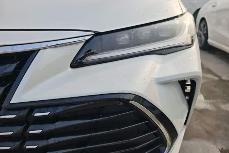 Used Toyota Avalon 2023 2.0L Premium Edition Left Front Headlight