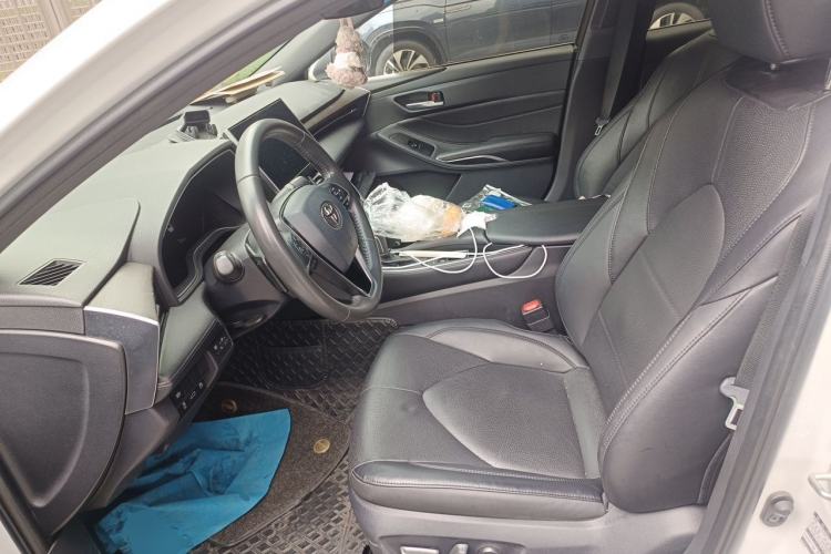 Used Toyota Avalon 2023 2.5L Luxury Edition Left Front Seat