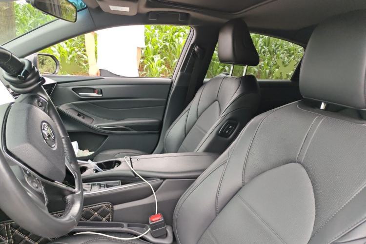 Used Toyota Avalon 2023 Dual-Engine 2.5L Luxury Edition Left Front Seat