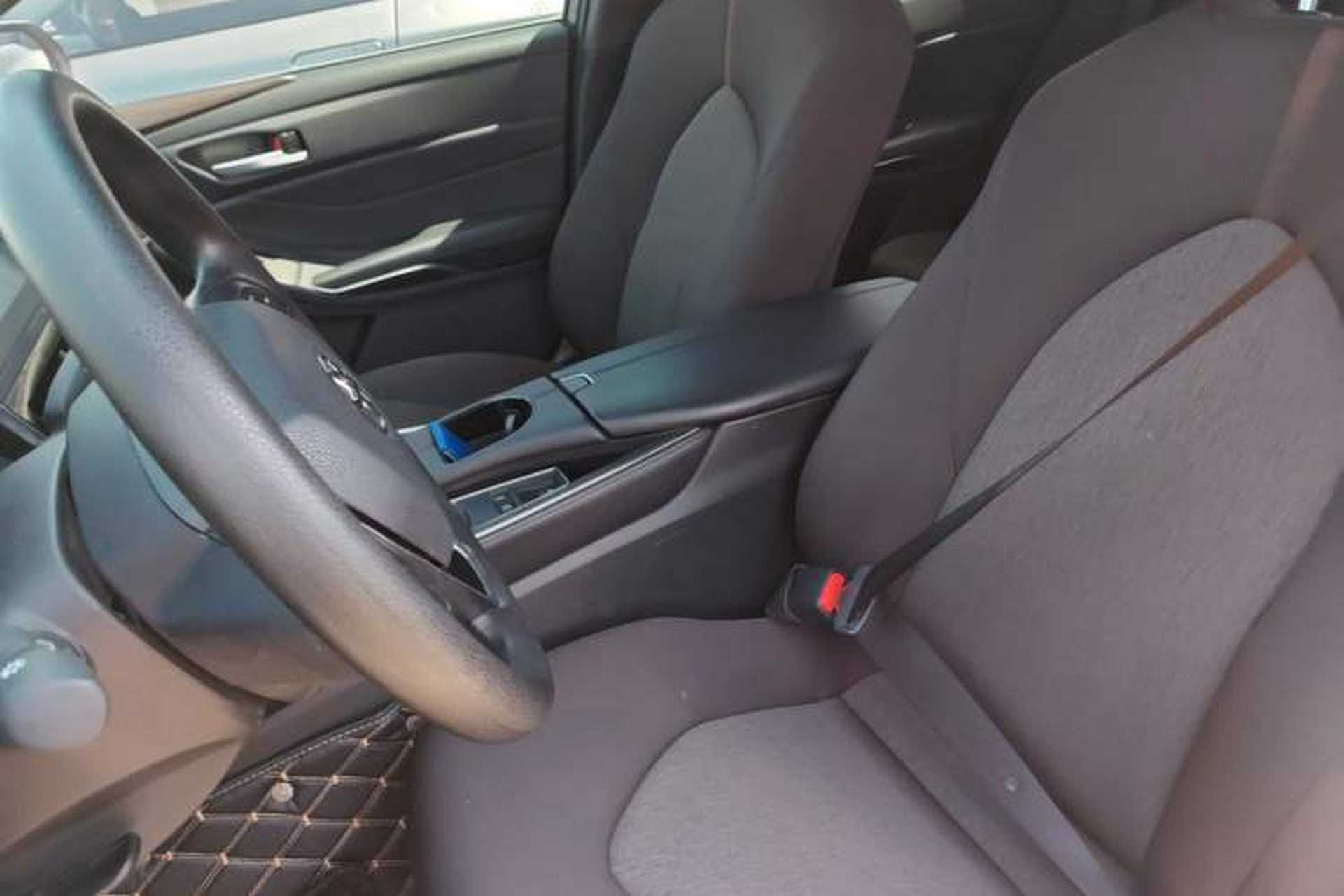 Used Toyota Avalon 2023 2.0L Progressive Edition Left Front Seat