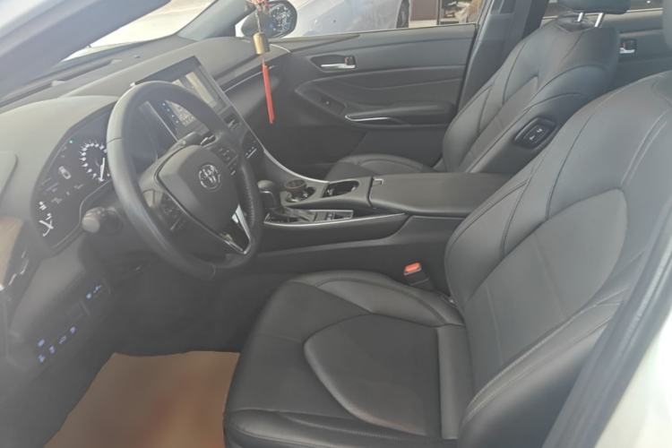 Used Toyota Avalon 2023 2.0L Premium Edition Left Front Seat