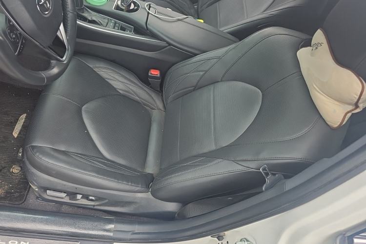 Used Toyota Avalon 2023 2.5L Touring Premium Edition Left Front Seat