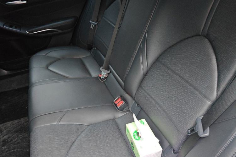 Used Toyota Avalon 2023 2.5L Luxury Edition Left Rear Seat