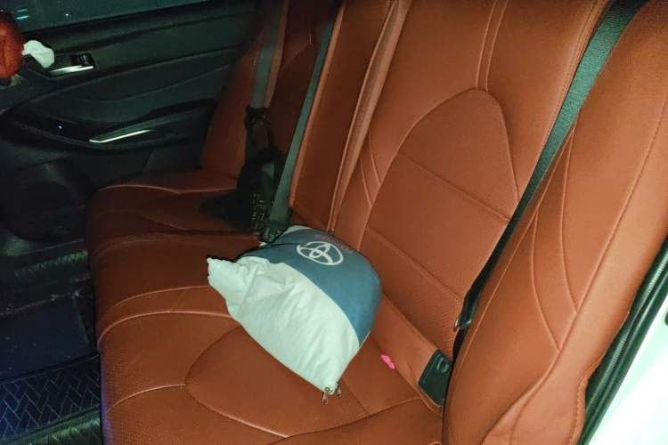 Used Toyota Avalon 2023 Dual-Engine 2.5L Luxury Edition Left Rear Seat