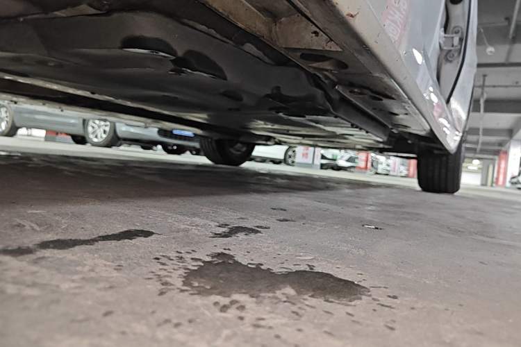 Used Toyota Avalon 2023 Dual-Engine 2.5L Luxury Edition Left Side Sill
