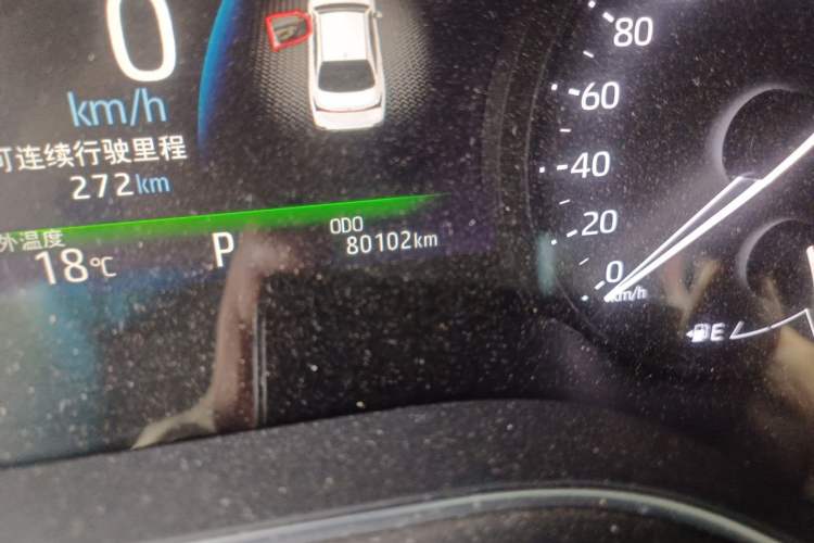 Used Toyota Avalon 2023 2.5L Luxury Edition Odometer Close Up