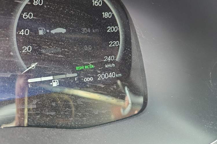 Used Toyota Avalon 2023 2.5L Touring Premium Edition Odometer Close Up