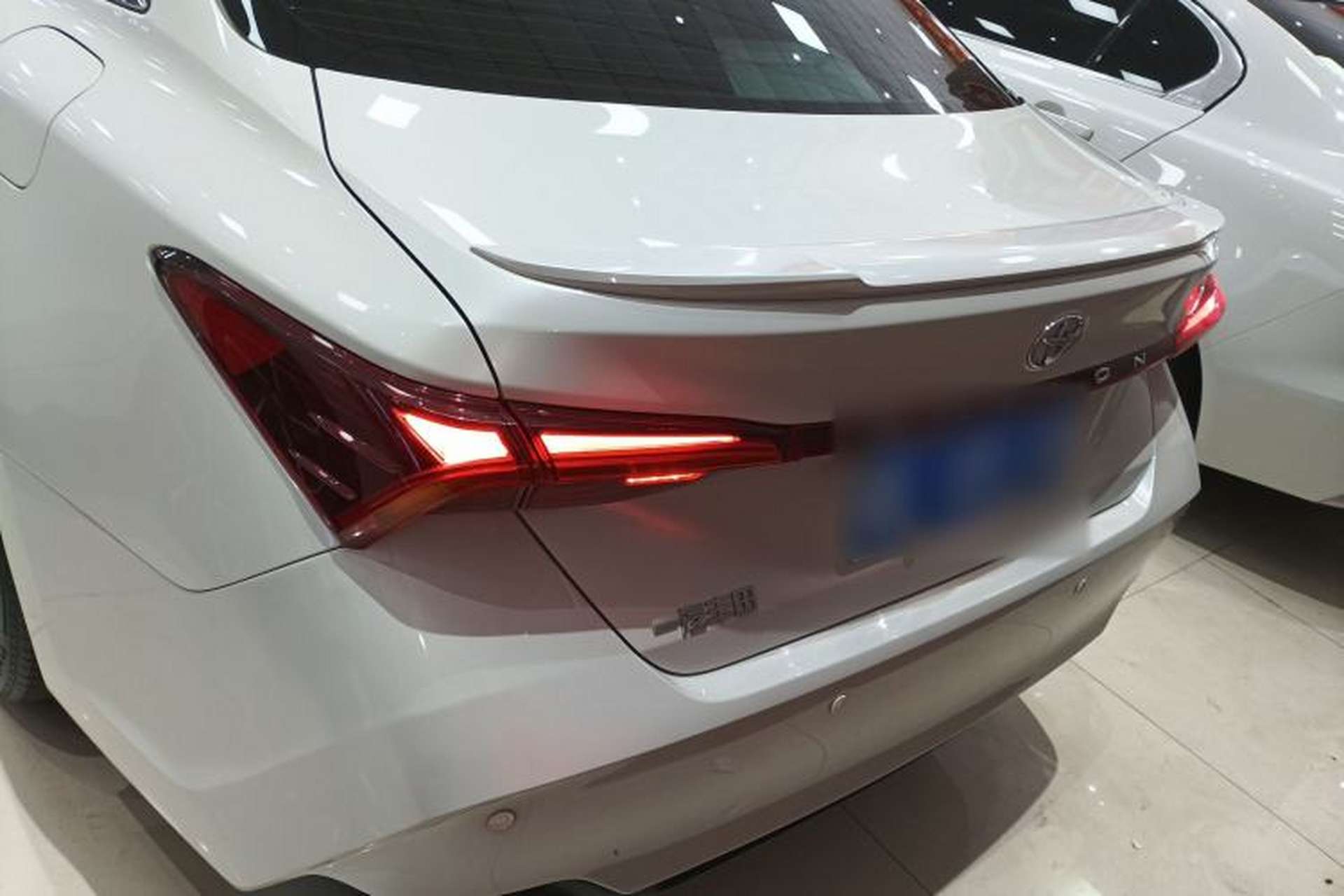 Used Toyota Avalon 2023 2.5L Luxury Edition Rear