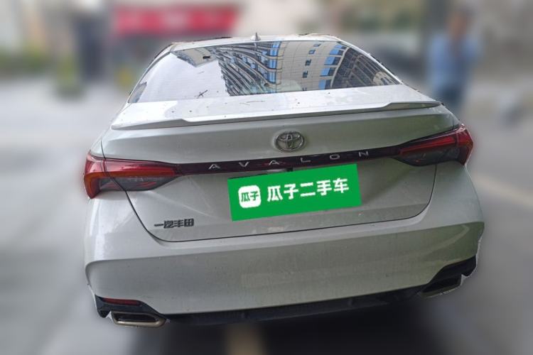 Used Toyota Avalon 2023 2.5L Luxury Edition Rear