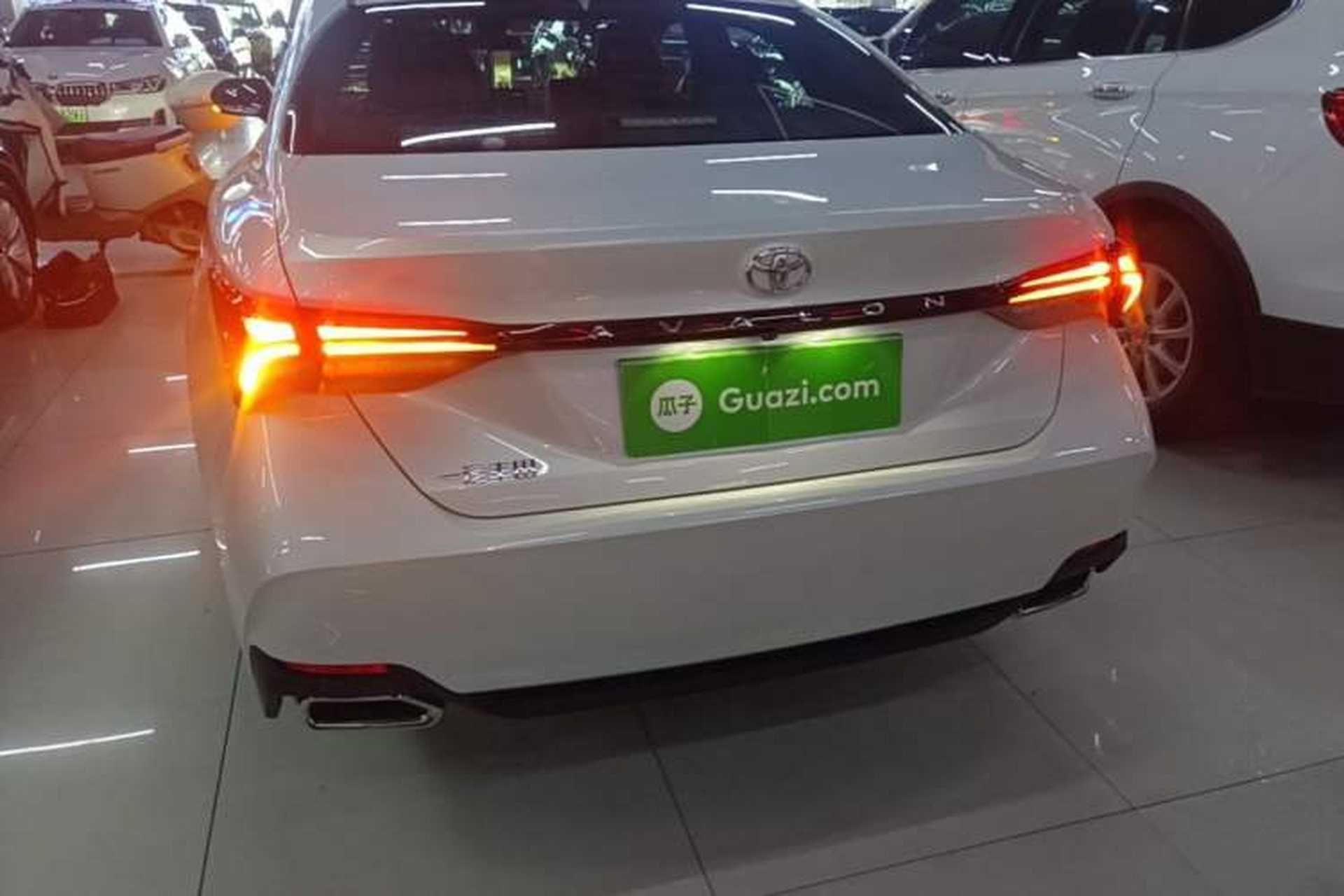 Used Toyota Avalon 2023 2.0L Luxury Edition Rear