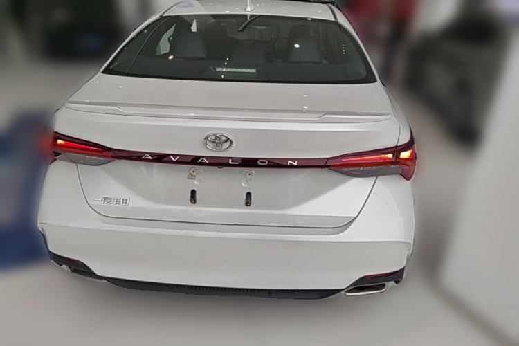 Used Toyota Avalon 2023 2.5L Luxury Edition Rear