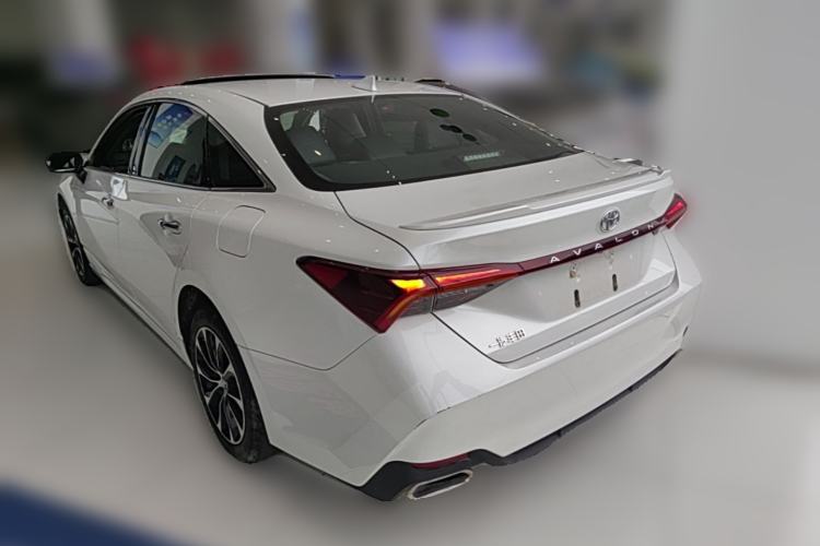 Used Toyota Avalon 2023 2.5L Luxury Edition Rear Left 45 Deg