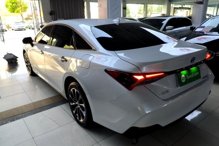 Used Toyota Avalon 2023 Dual-Engine 2.5L Luxury Edition Rear Left 45 Deg
