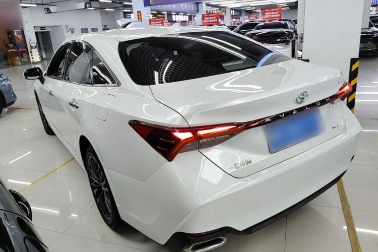 Used Toyota Avalon 2023 2.0L XLE Deluxe Edition Rear Left 45 Deg