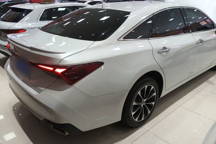 Used Toyota Avalon 2023 2.5L Luxury Edition Rear Right 45 Deg