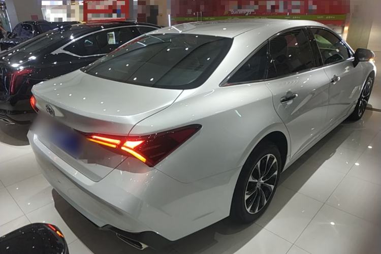 Used Toyota Avalon 2023 2.0L Luxury Edition Rear Right 45 Deg