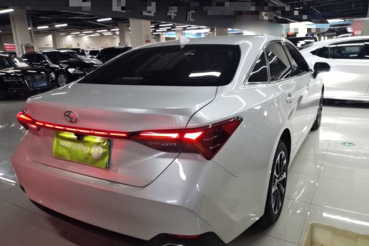 Used Toyota Avalon 2023 2.0L Premium Edition Rear Right 45 Deg