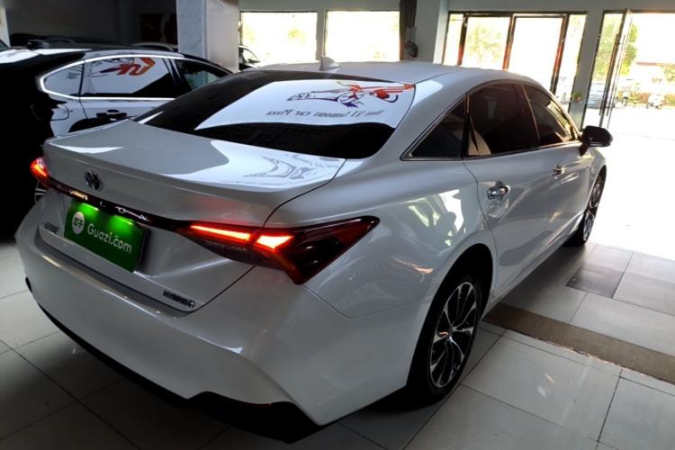 Used Toyota Avalon 2023 Dual-Engine 2.5L Luxury Edition Rear Right 45 Deg