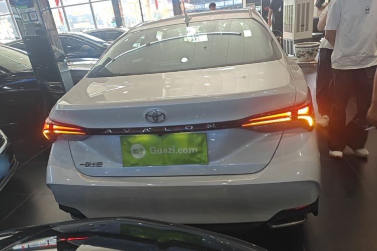 Used Toyota Avalon 2023 2.0L Premium Edition Rear