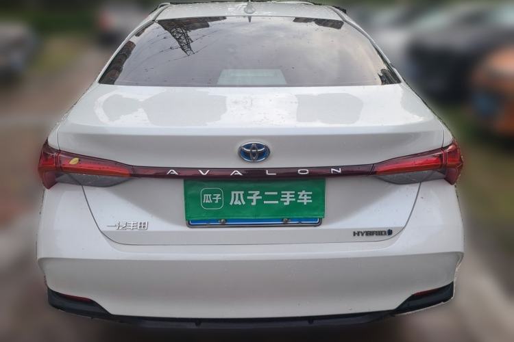 Used Toyota Avalon 2023 Dual-Engine 2.5L Luxury Edition Rear