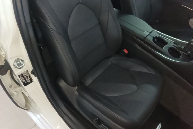 Used Toyota Avalon 2023 2.0L Luxury Edition Right Front Seat