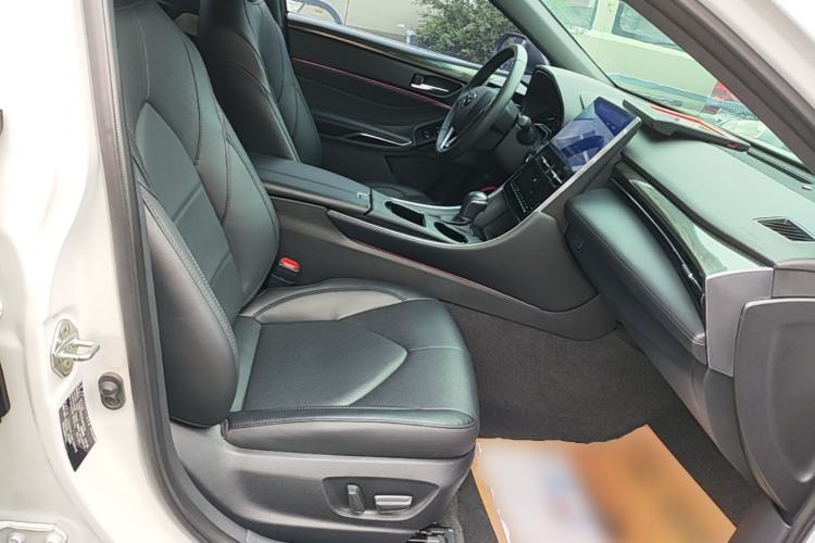 Used Toyota Avalon 2023 2.0L Luxury Edition Right Front Seat