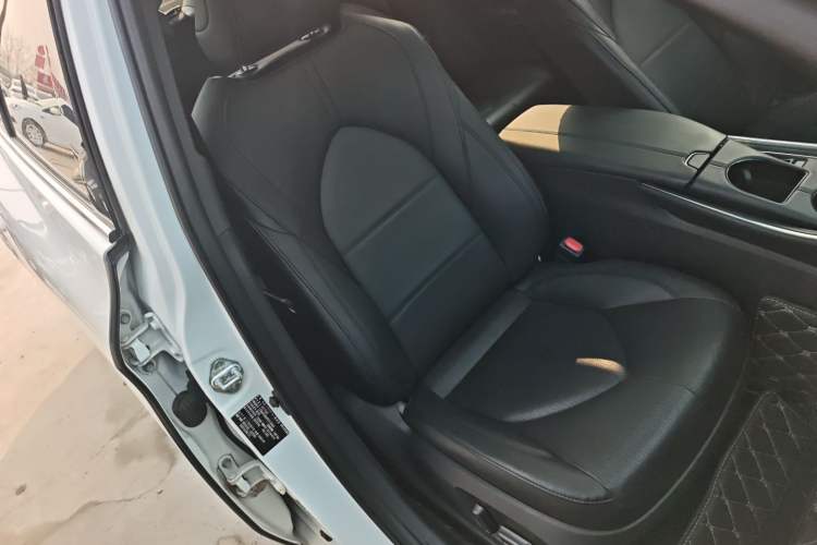 Used Toyota Avalon 2023 2.0L Premium Edition Right Front Seat