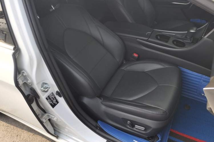 Used Toyota Avalon 2023 2.0L Luxury Edition Right Front Seat