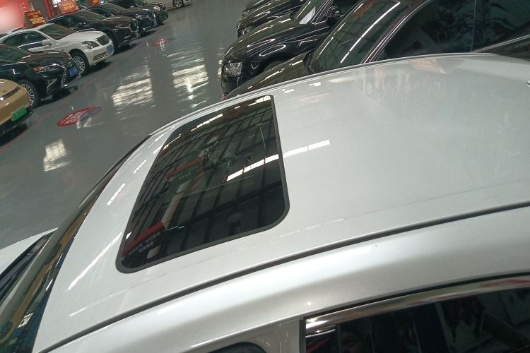 Used Toyota Avalon 2023 Dual-Engine 2.5L Luxury Edition Roof