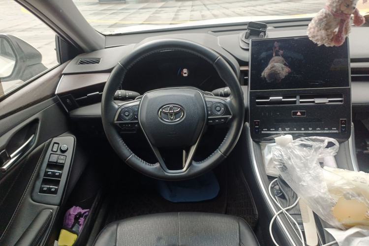 Used Toyota Avalon 2023 2.5L Luxury Edition Steering Wheel