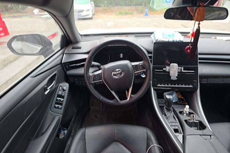 Used Toyota Avalon 2023 Dual-Engine 2.5L Luxury Edition Steering Wheel