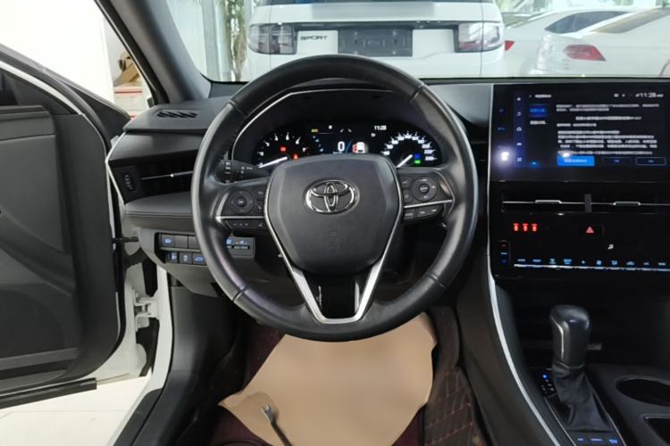 Used Toyota Avalon 2023 2.5L Luxury Edition Steering Wheel