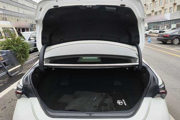 Used Toyota Avalon 2023 2.0L Luxury Edition Trunk