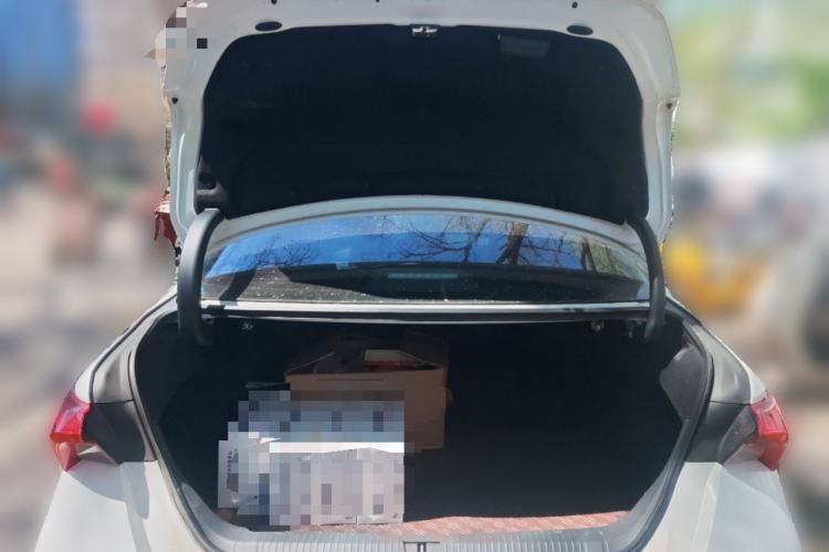 Used Toyota Avalon 2023 2.0L Luxury Edition Trunk