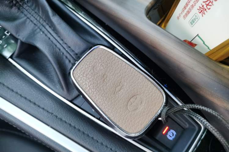 Used Toyota Avalon 2023 2.5L Luxury Edition Vehicle Key