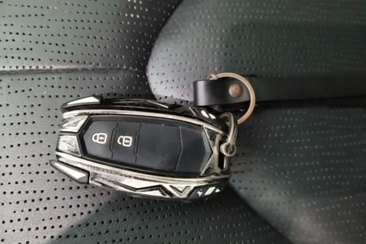 Used Toyota Avalon 2023 2.5L Luxury Edition Vehicle Key