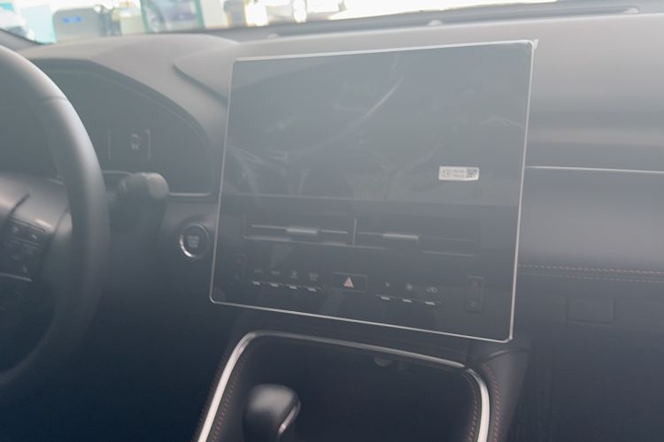 Used Toyota Avalon 2024 2.0L Premium Edition Audio And AC Panel