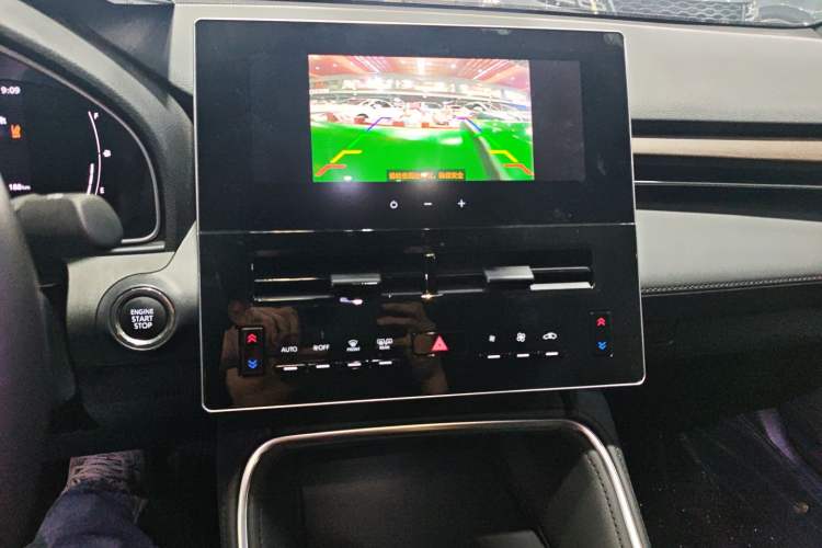Used Toyota Avalon 2024 2.0L Ambition Edition Audio And AC Panel