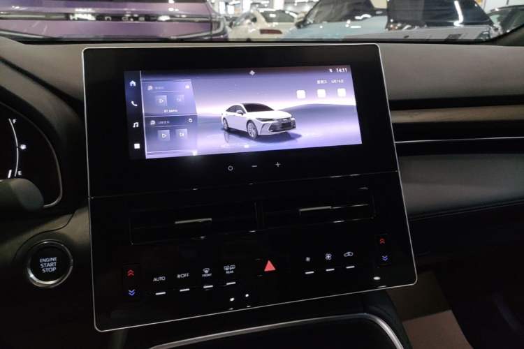 Used Toyota Avalon 2024 2.0L Ambition Edition Audio And AC Panel