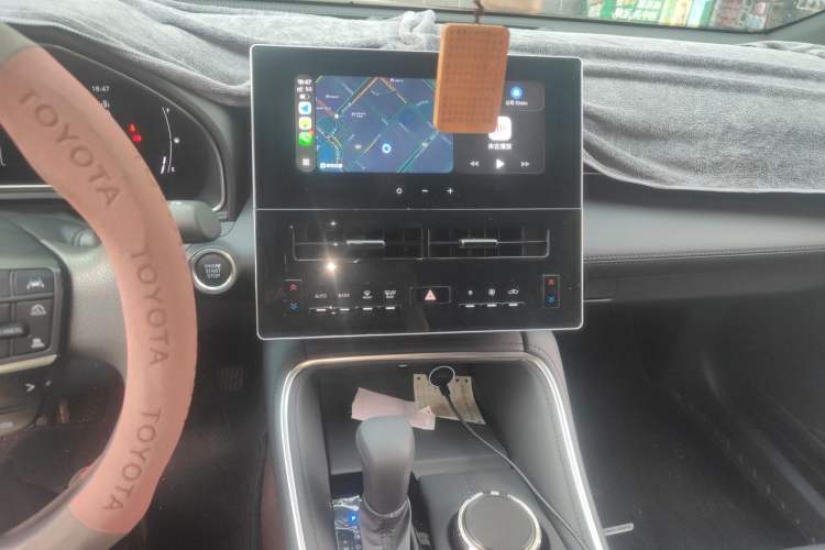 Used Toyota Avalon 2024 2.0L Ambition Edition Audio And AC Panel