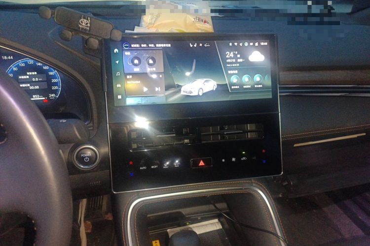 Used Toyota Avalon 2024 Dual-Motor 2.0L Premium Edition Audio And AC Panel