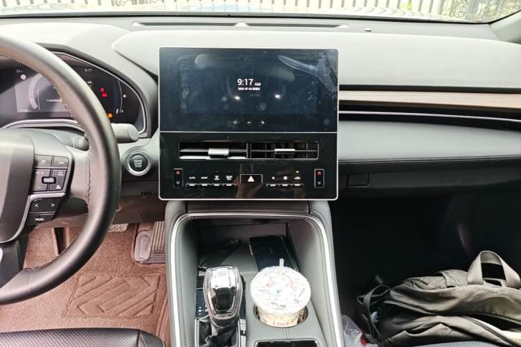 Used Toyota Avalon 2024 2.0L Ambition Edition Audio And AC Panel