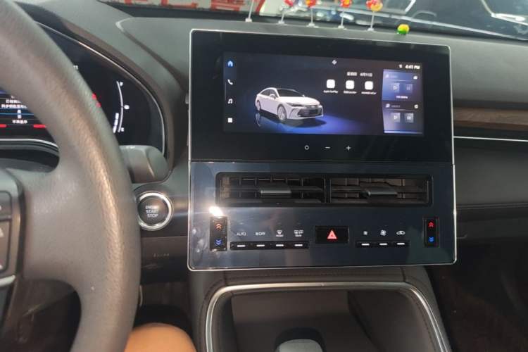 Used Toyota Avalon 2024 2.0L Ambition Edition Audio And AC Panel