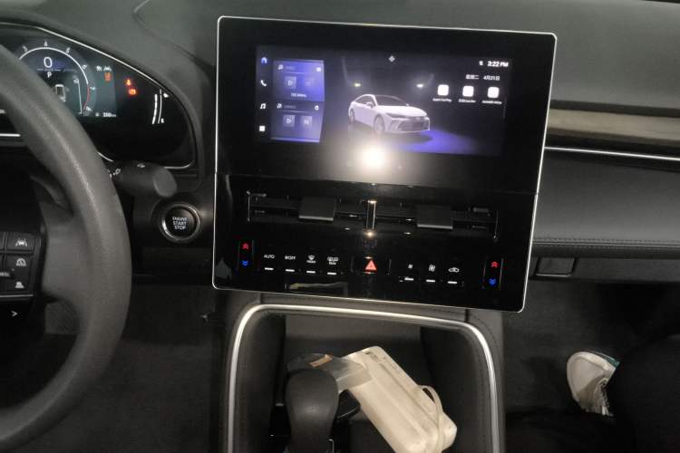 Used Toyota Avalon 2024 2.0L Ambition Edition Audio And AC Panel